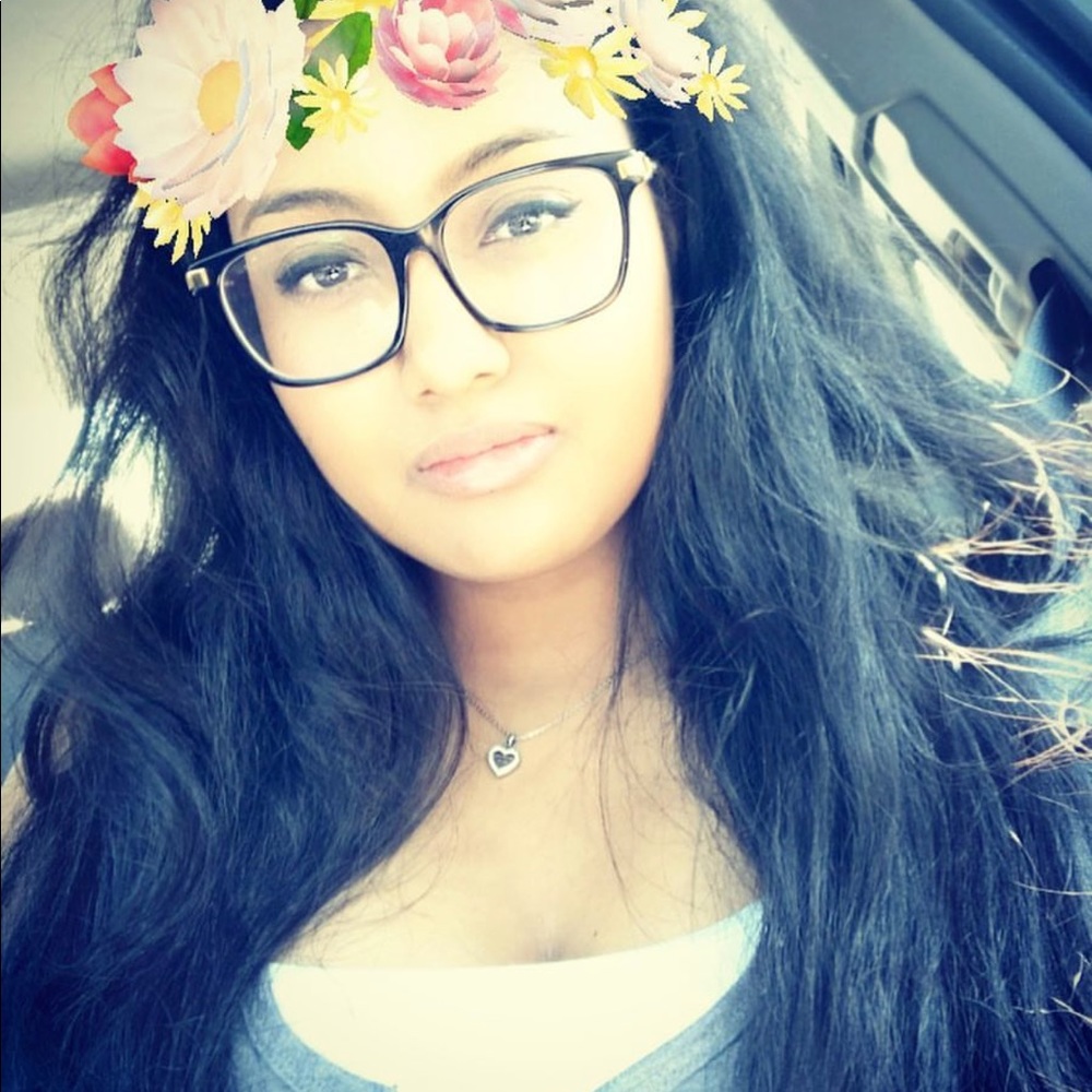 Meet your Posher, Jenny